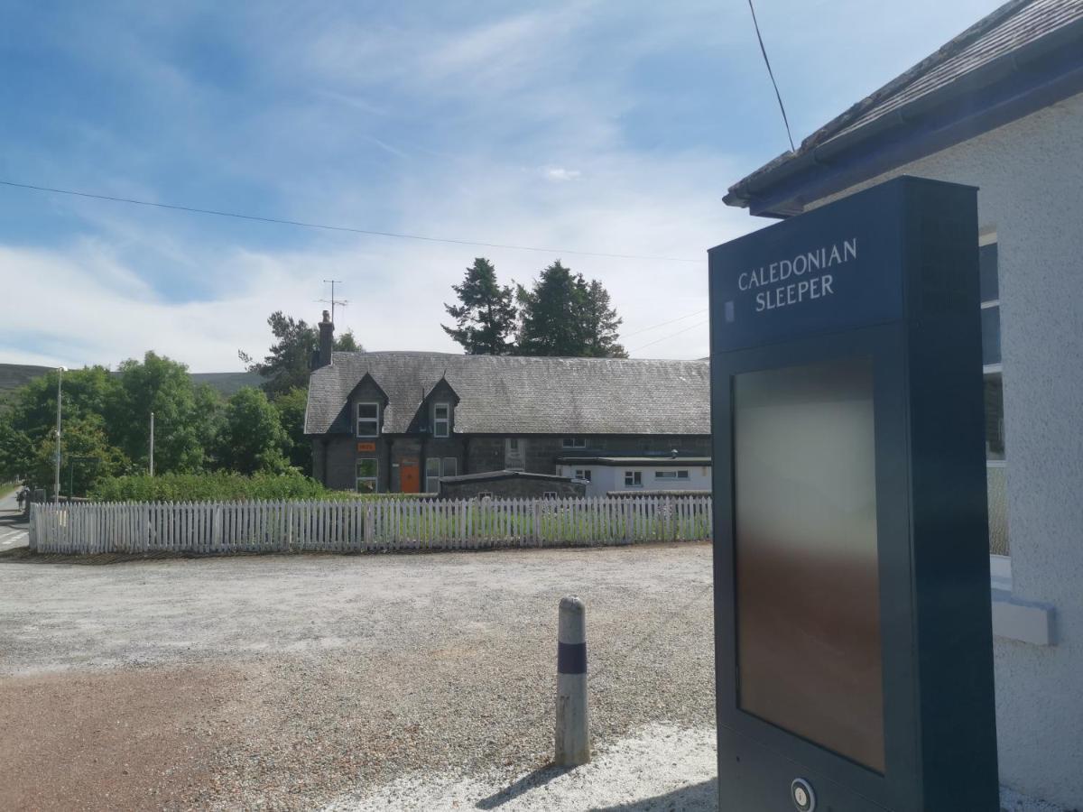 Dalwhinnie Old School Hostel Eksteriør billede